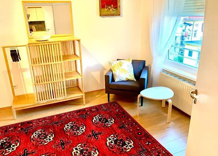 Elegant - By Nahuen غراتس